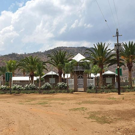 De Jagter'S Nest Otavi Exterior foto